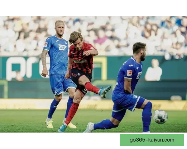 德甲弗赖堡更衣室氛围融洽，球员状态稳健持续提升