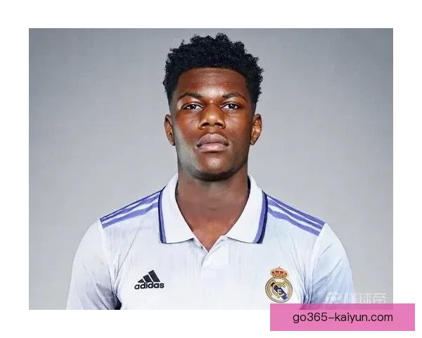 楚阿梅尼在皇马状态回暖，逐渐成为中场核心球员